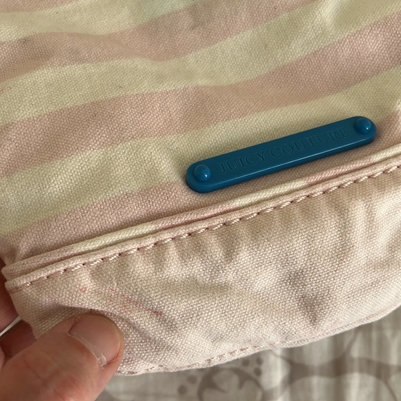 Juicy couture adorable girls or women’s purse - Picture 12 of 16